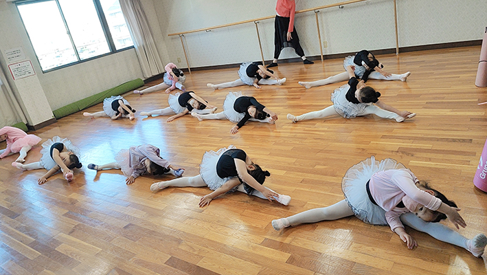キッズ舞踊基礎クラス